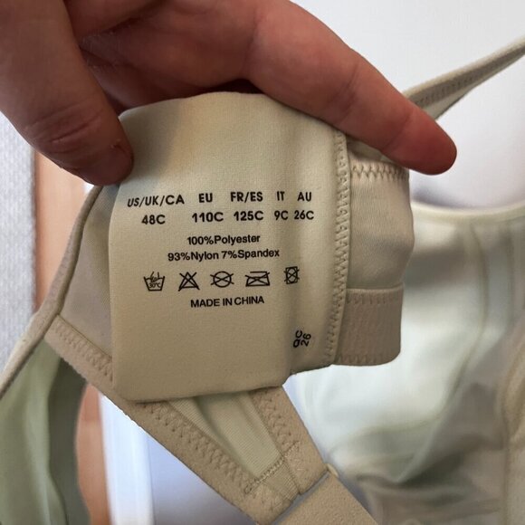 48C - WingsLove Sports Bra - Picture 6 of 9